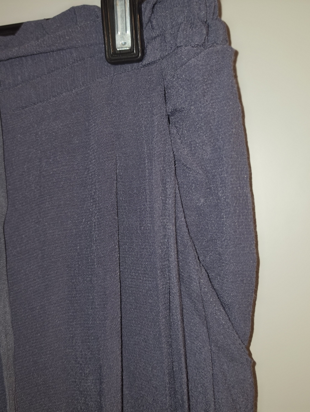 Aritzia Wilfred Hemmed Jogger Pants - Picture 5 of 9